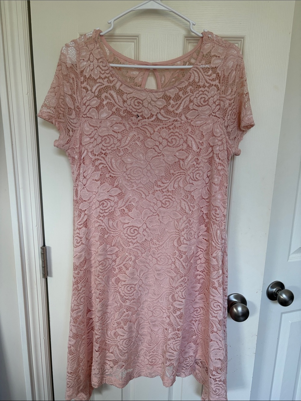 Women's Blush Pink Lace Mini Dress with Keyhole Back